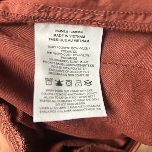 Woman's‎ Nike High Rise NSW Shorts- Size XS Athletic Active - Picture 11 of 11